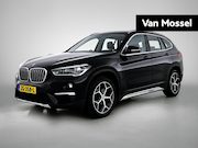 BMW X1 - sDrive18i High Executive | Camera | Comfortstoelen | Navigat