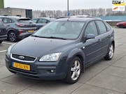 Ford Focus - €2249, -1.6-16V Ghia Nwe Apk 2027 Airco Nappas