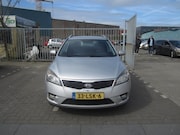 Kia Ceed - 1.4 CVVT X-ecutive