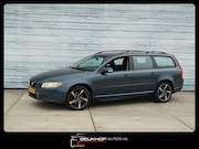 Volvo V70 - 2.0 Leer Xenon Trekhaak Stoelverwarming Cruise