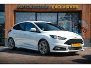 Ford Focus - 2.0 ST-3 250 pk Keyless Stuurverw. Cruise Clima 18''LM