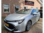 Toyota Corolla - Touring Sports 2.0 Hybrid First Edition. 2 liter! Dealer ond
