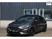 Ford Focus - 2.3 ST-3 Performance BTW Pano Recaro Leder Launch Control Wi