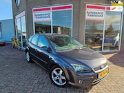 Ford Focus - 1.6-16V Futura - Airco - Trekhaak -