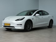 Tesla Model 3 - Long Range AWD 75 kWh / 1e Eigenaar! / Trekhaak / Panoramada