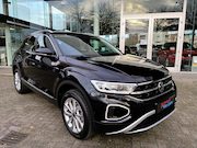 Volkswagen T-Roc - 1.5 TSI 150pk 7-DSG Style| Camera| Keyless|Dode hoek| Rijkla