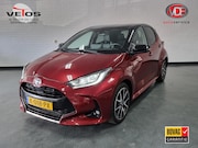Toyota Yaris - 1.5 Hybrid Executive Bi-Tone / HUD / JBL / PDC v+a