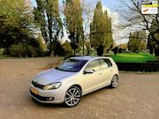 Volkswagen Golf - 1.2 TSI Tour BlueMotion | Airco | PDC | Nw.Ketting