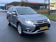 Mitsubishi Outlander - 2.0 PHEV Pure, Aut, Cam, Keyless, Carplay, 1e eig afk, Geen