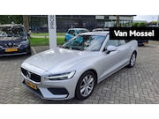 Volvo V60 - 2.0 B3 Momentum Business | AUTOMAAT! | Elektrische Achterkle
