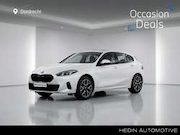 BMW 1-serie - 120 | Panorama | 18" | Innovation Pack | Sport