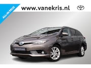 Toyota Auris - 1.8 Hybrid Dynamic Go Parkeersensoren, Safety sense