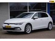 Volkswagen Golf - Hybrid SOH 88% IQ.light Trekhaak Carplay Stoelverwarming