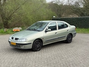 Renault Mégane - 1.4-16V Expression AIRCO I BLUETOOTH I I RIJDT GOED