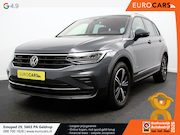Volkswagen Tiguan - 1.5 TSI DSG Active Navigatie App connect Wireless Adaptieve 