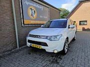 Mitsubishi Outlander - 2.0 Instyle 7P (tik in de motor)