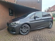 BMW 2-serie Active Tourer - 220i High Executive M-Sport / Shadow Line / Harman & Kardon