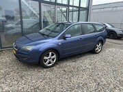 Ford Focus - 1.6-16V Ambiente