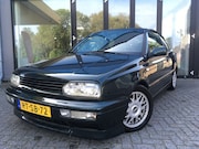 Volkswagen Golf - Cabriolet 1.8 | LM velgen | Elektrische ramen | Radio | Staa