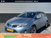Toyota Auris - 1.8 Hybrid Executive Trekhaak, Stoelverwarming, Navigatie, P