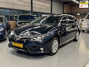 Toyota Auris - 1.8 Hybrid Lease Pro
