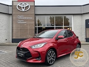 Toyota Yaris - 1.5 Hybrid 115 DYNAMIC NIEUW DIRECT LEVERBAAR! STOEL/STUURVE