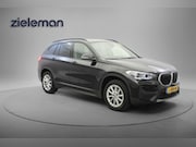 BMW X1 - SDrive18i Business Editon Plus - Panorama, Camera, Navi