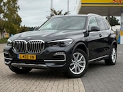 BMW X5 - XDRIVE45E HIGH EXEC. TREKHAAK ELK. LUCHTVERING CARPLAY STUUR