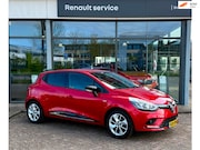 Renault Clio - 1.2 TCe Limited Automaat | Navi | P. Sensoren
