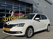 Skoda Fabia - 1.0i Clever - Appel CarPlay / Navigatie I Airco I Achteruitr