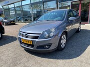 Opel Astra - 1.6 Sport AUTOMAAT Airco NW APK BJ 2005