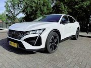 Peugeot 408 - 1.2 Hybrid 145 e-DCS6 Allure | Navi | Camera | PDC | Leer |
