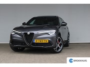 Alfa Romeo Stelvio - 2.0 T AWD Sprint | Panoramadak | Ledere bekleding | Trekhaak