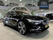 Volvo V60 - 2.0 T8 Twin Engine AWD Inscription, Trekhaak, Pano, Stoelkoe