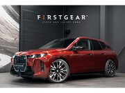 BMW iX - xDrive M70 112 kWh *Panorama Sky Lounge / Bowers & Wilkins D