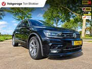 Volkswagen Tiguan - 1.4 TSI 4Motion Highline Business R|PANO|ORGINEEL NL|DYNAUDI