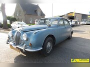 Jaguar MK II - 240 sedan