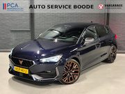 CUPRA Leon - 1.4 e-Hybrid VZ (245 pk) automaat - camera - 19 inch copper