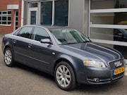 Audi A4 - Limousine 2.0 157.602Km Navi BlueTooth Cruise 17"