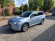 Mitsubishi Outlander - 2.0 PHEV Instyle Hybrid 1-eigenaar NW APK Leder Pa