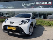 Toyota Aygo X - 1.0 VVT-i MT first Achteruitrijcamera - Airco - Apple carpla
