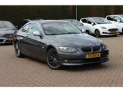 BMW 3-serie - Coupé 320i Corporate Lease Mineralgrey Ed. / Leder / Navigat