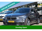 BMW X1 - SDrive20i High Executive 1e EIG_LED_PANO_HEAD-UP_CAM_PDC V+A