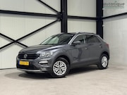 Volkswagen T-Roc - 1.0 TSI Style Business | navi | virtual | trekhaak |