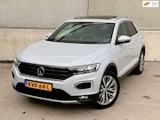 Volkswagen T-Roc - 2.0 TSI 4Motion Sport DSG Pano Trekh Virtual Camera DCC