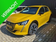 Peugeot e-208 - EV GT 350 50 kWh 136pk | Navigatie | Parkeersensoren | 93% S