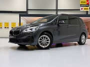 BMW 2-serie - 218i Automaat | Trekhaak | Navigatie | LED | Achteruitrijcam