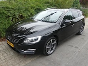 Volvo V60 - 2.4 D6 Twin Engine R-Design