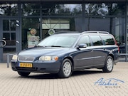 Volvo V70 - 2.4 Edition II | Cruise | Clima | Stoelverwarming | Trekhaak