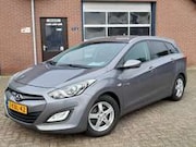 Hyundai i30 - 1.6 GDI Wagon i-Motion NL-auto Airco Cruise Trekha